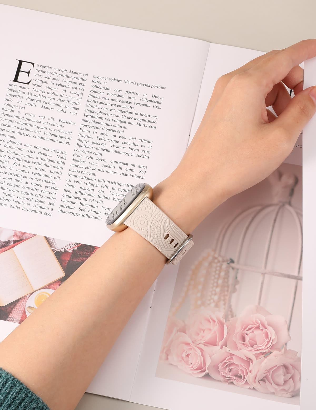 Brățară gravată floral pentru Fitbit Versa 4/3/Sense 2 – Boho Henna/floare păpădie